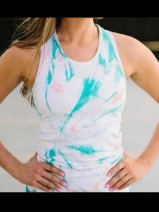 ZYIA Tops - Zyia Spring Hendrix Seamless Workout Tank Top Size Small Tie Dye Soft Nylon